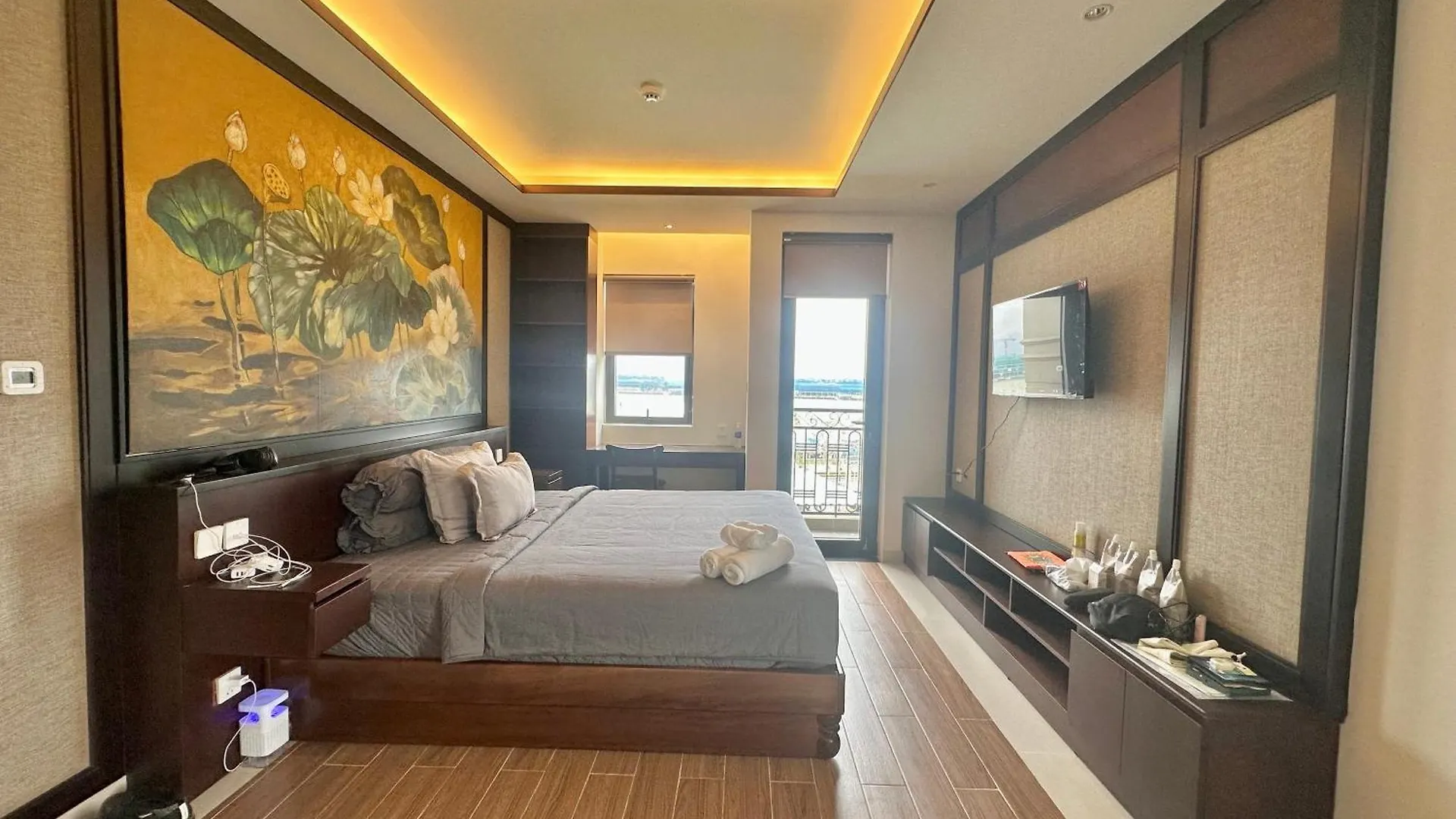 Royle Apartment - Can Ho Sang Trong Gan Song Da Nang