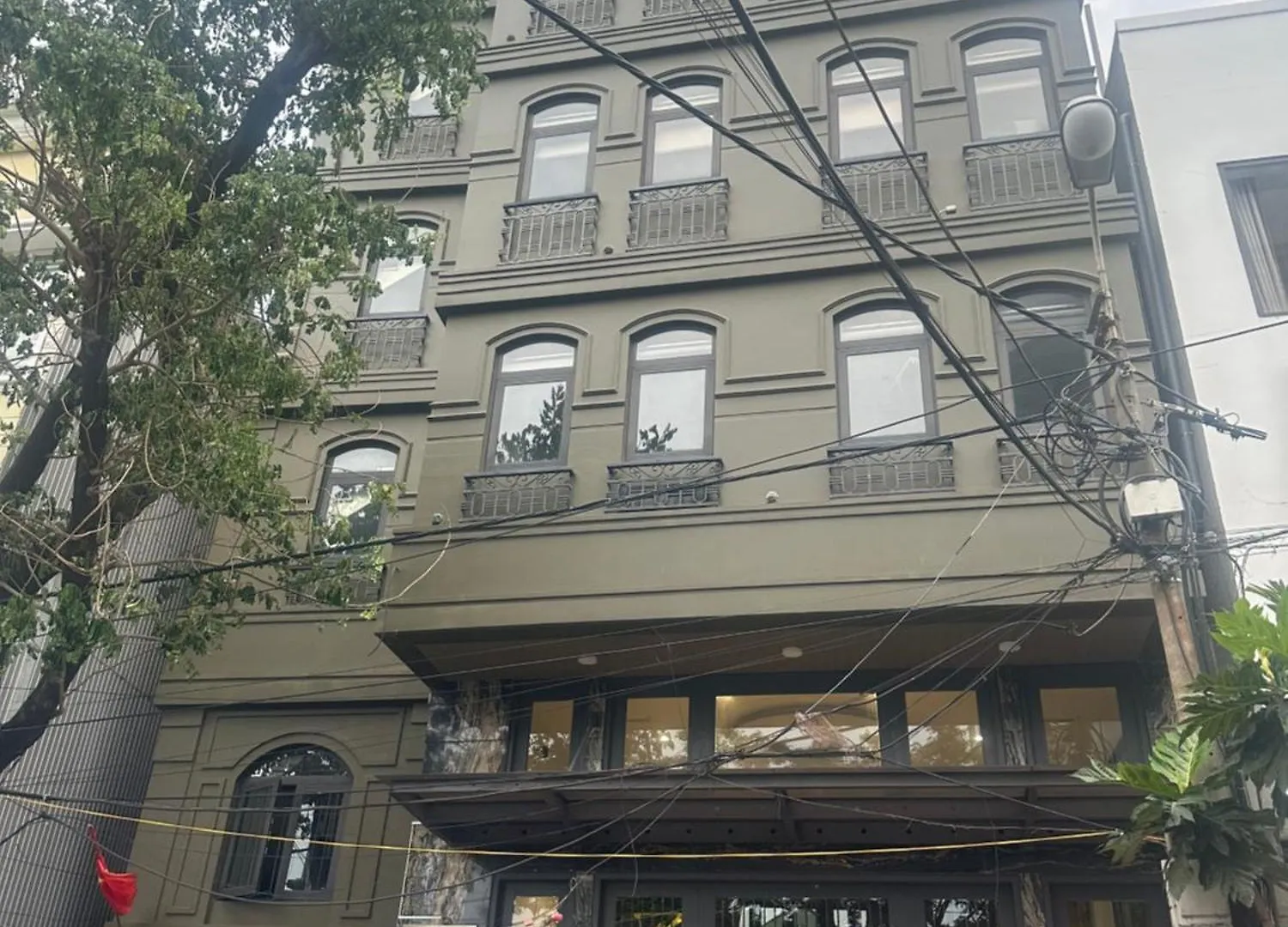 Royle Apartment - Can Ho Sang Trong Gan Song Da Nang