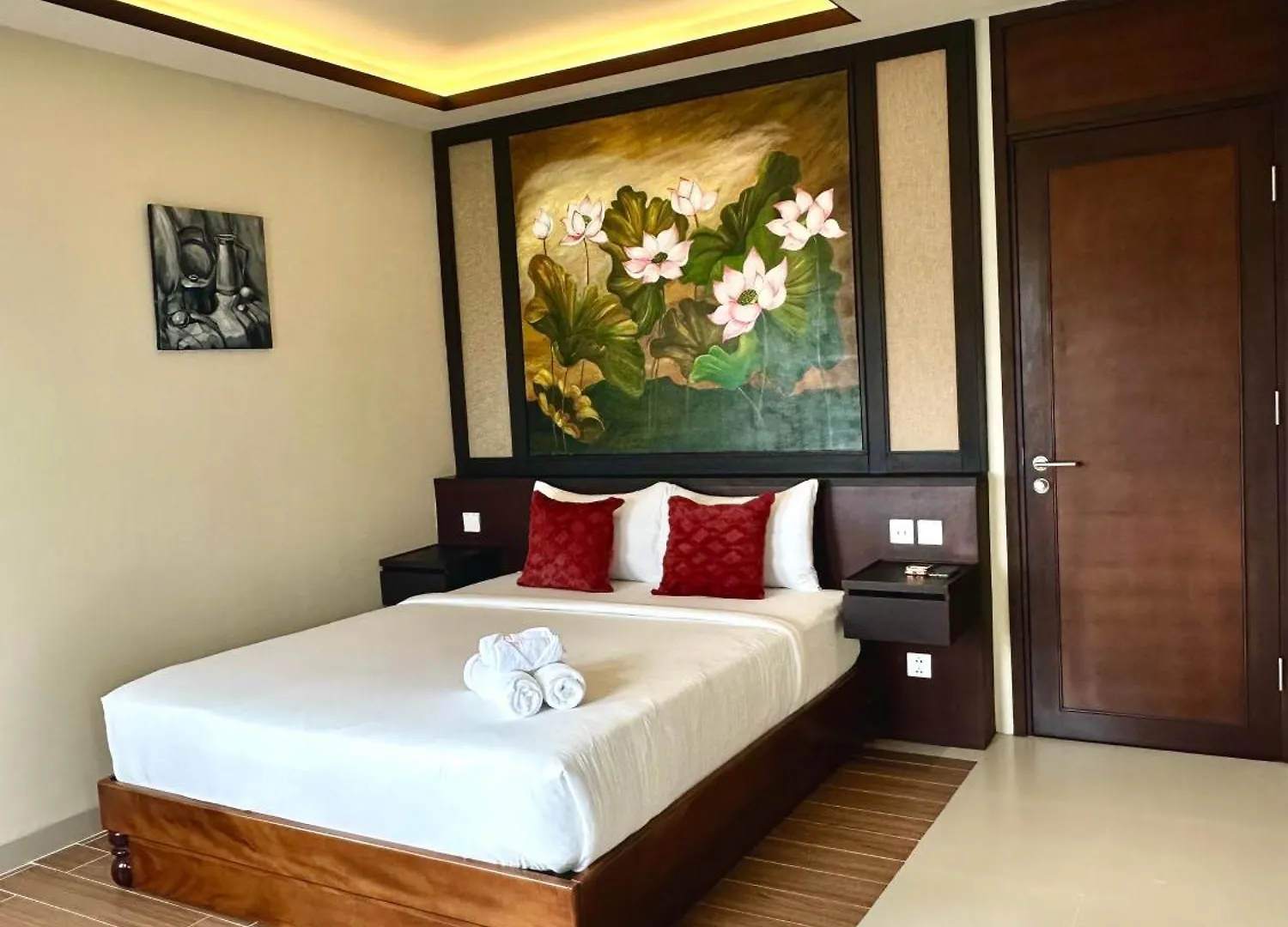 Royle Apartment - Can Ho Sang Trong Gan Song Da Nang