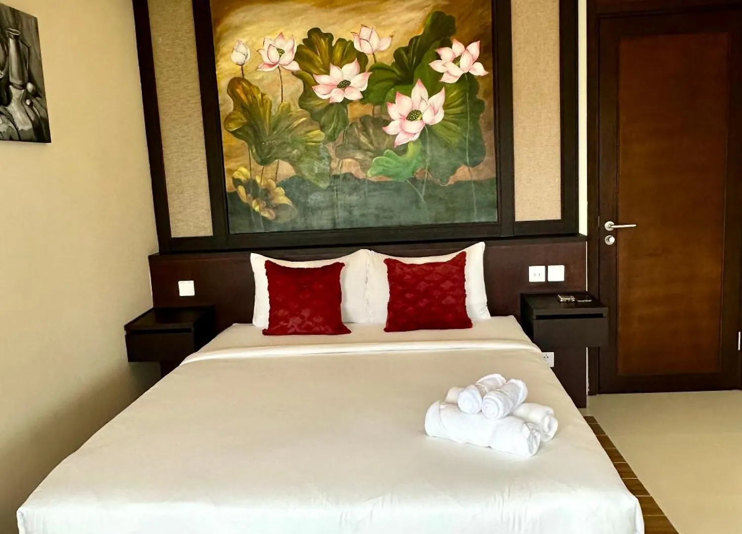 Royle Apartment - Can Ho Sang Trong Gan Song Da Nang Vietnam