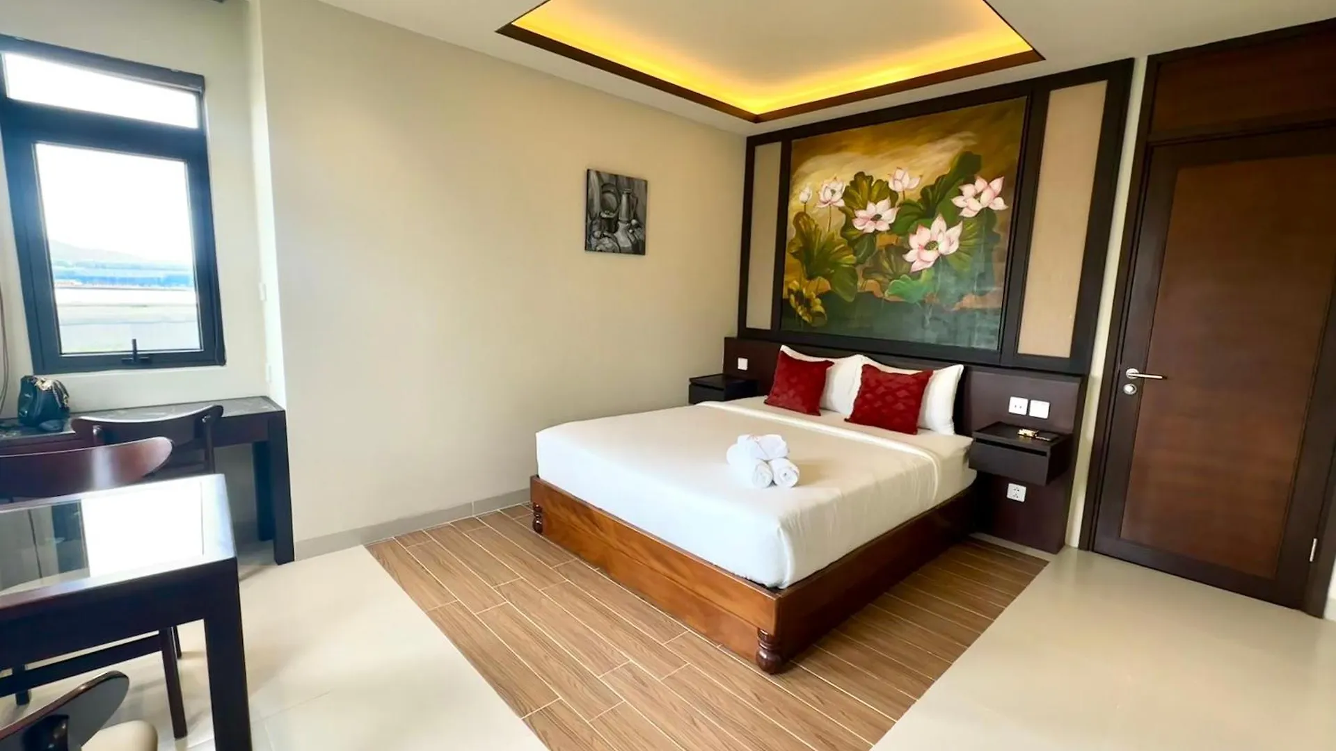 Royle Apartment - Can Ho Sang Trong Gan Song Da Nang
